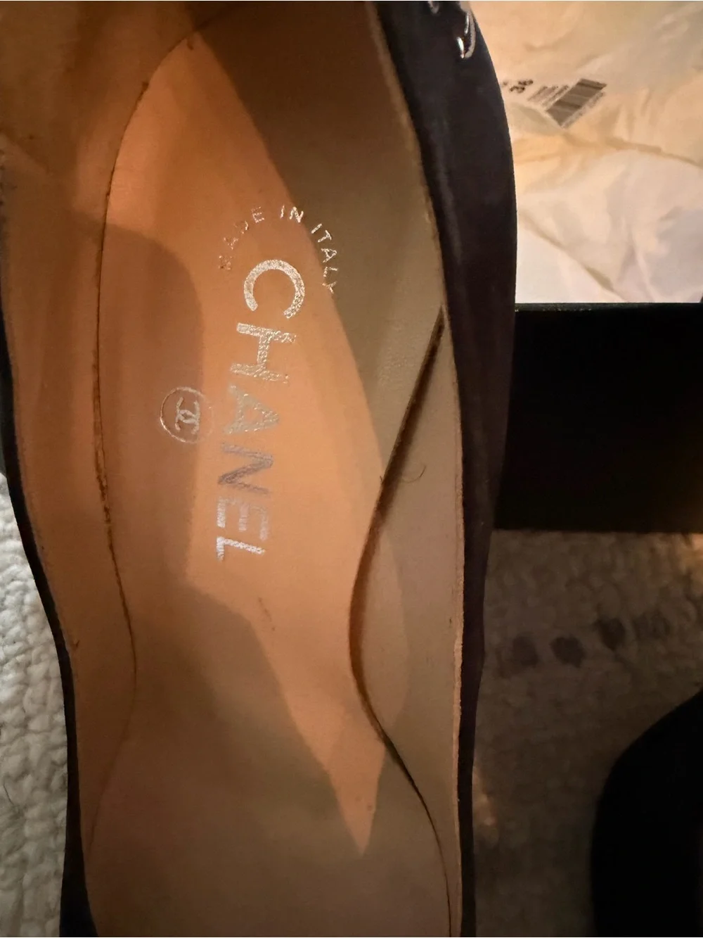 CHANEL Black Suede Classic Pump with Signature CC worn 1x Box included! EUC! - Picture 5 of 13